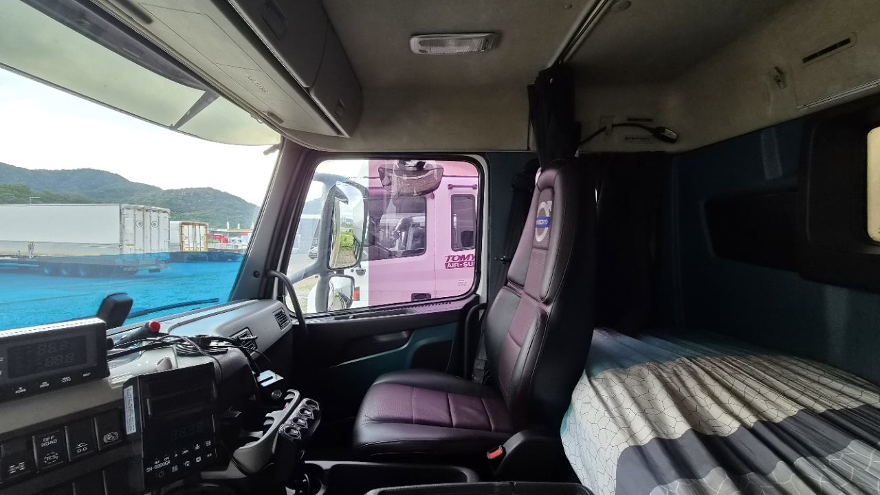 볼보 FM450마력 한국쓰리축 21톤트럭 사진 13