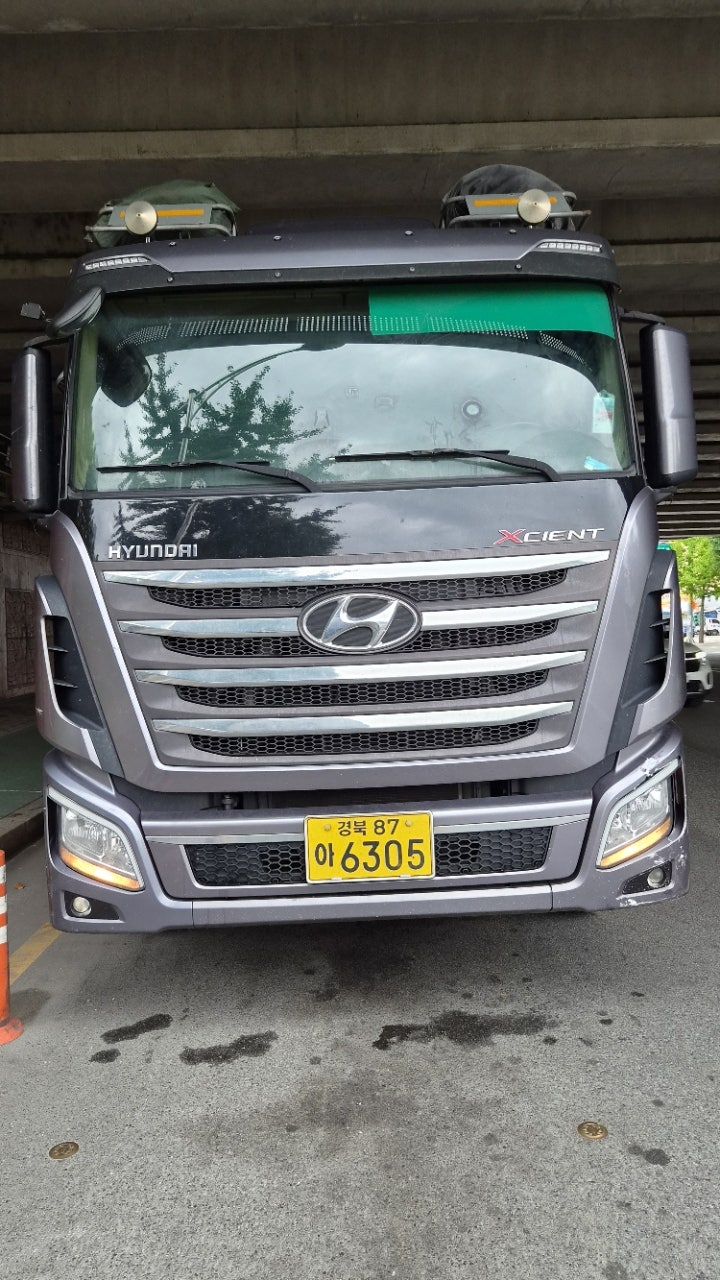 현대 엑시언트 25톤 사진 1