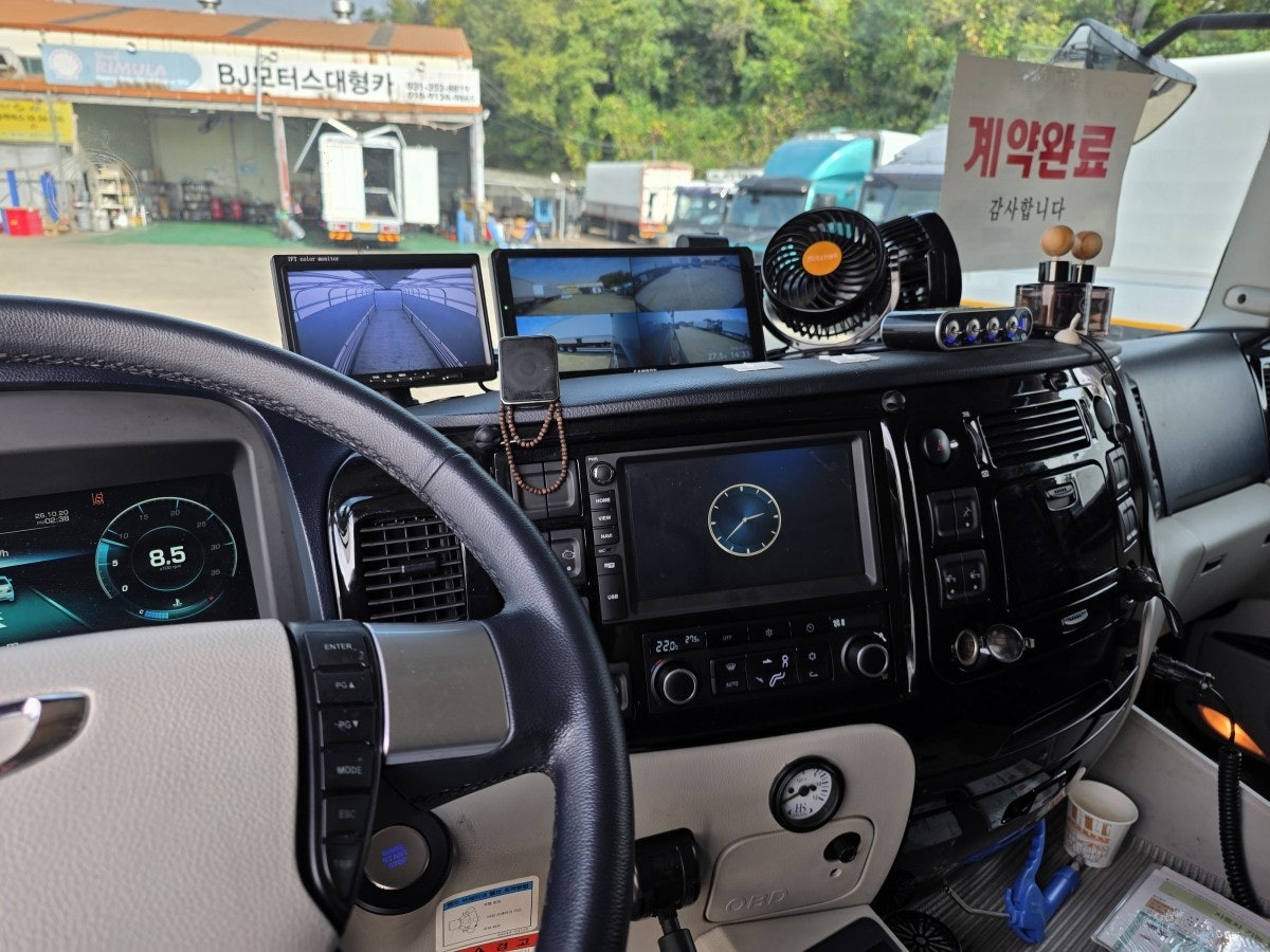 맥쎈 9톤 후축 윙바디 사진 14